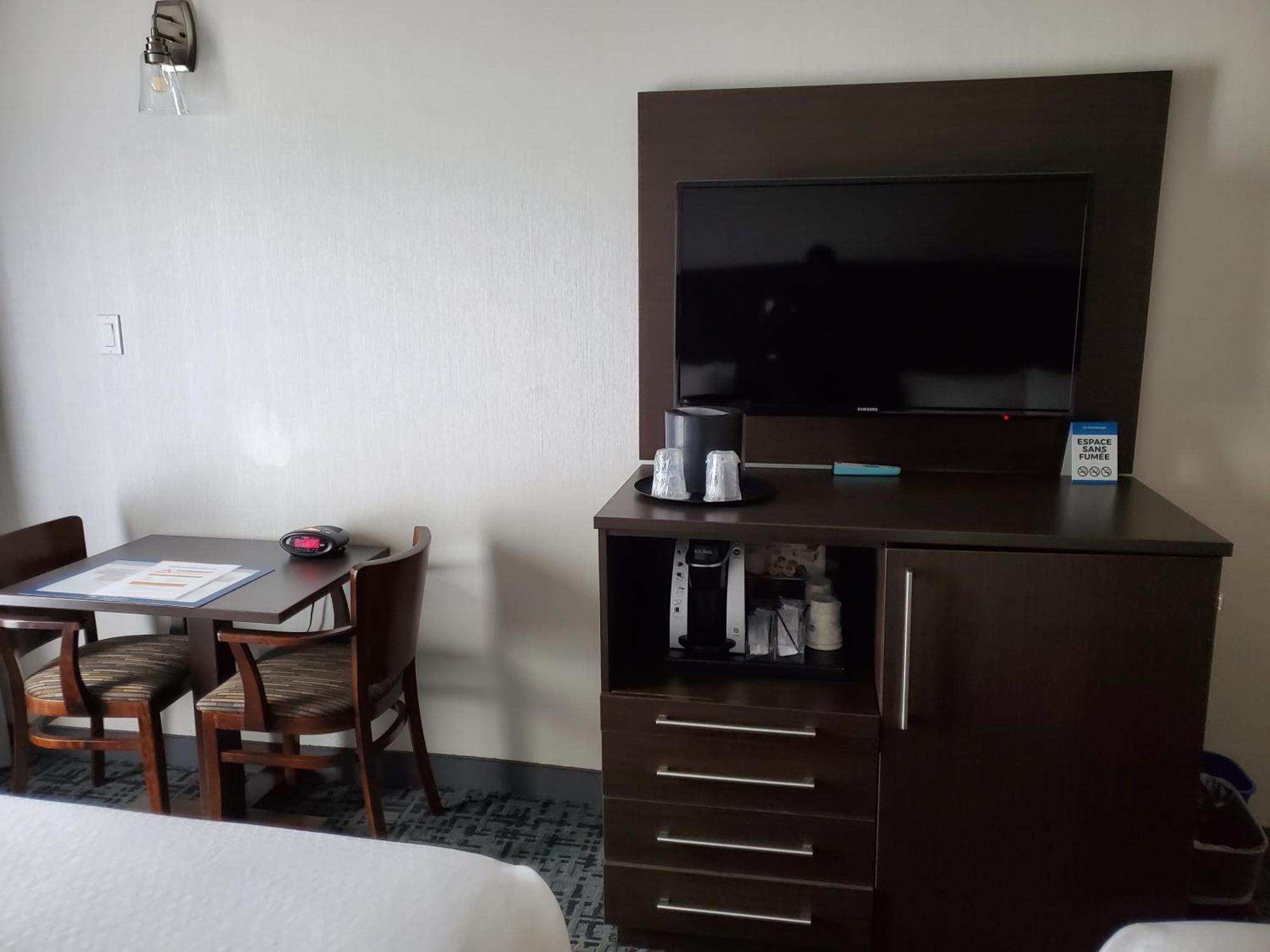 Best Western Hotel Броссар Экстерьер фото