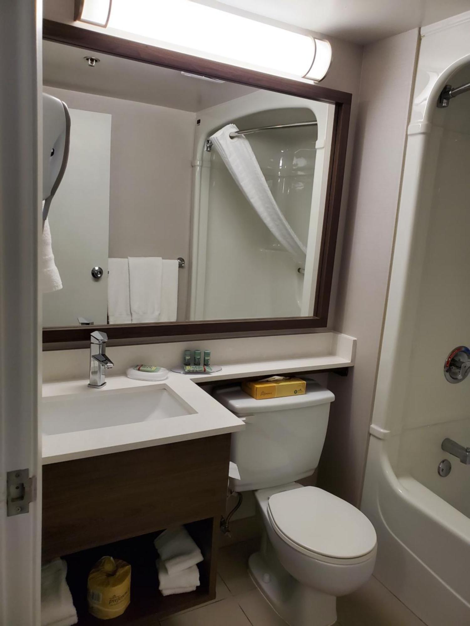 Best Western Hotel Броссар Экстерьер фото
